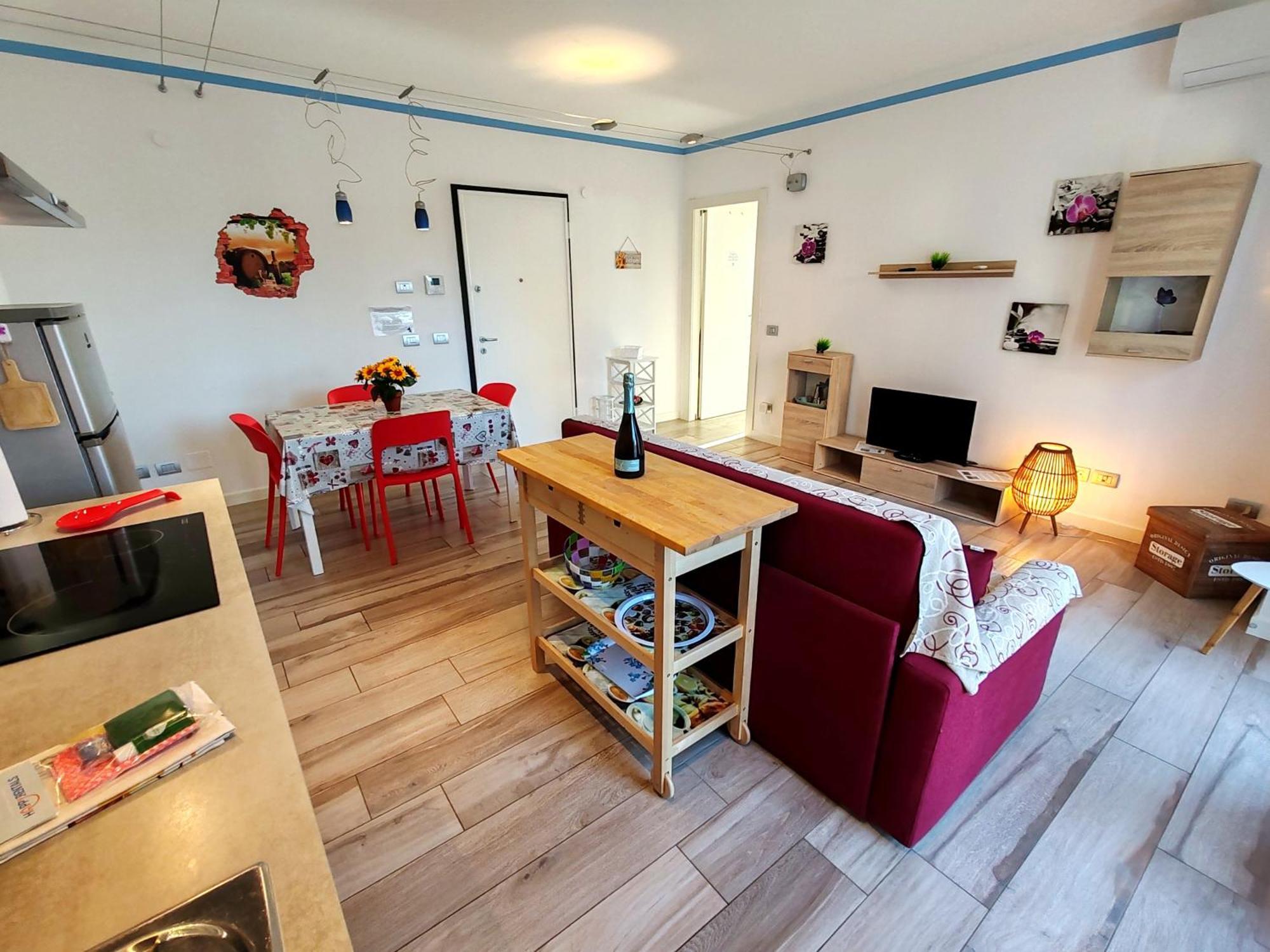 Butterfly Apt In Suna With Garage Verbania Zewnętrze zdjęcie