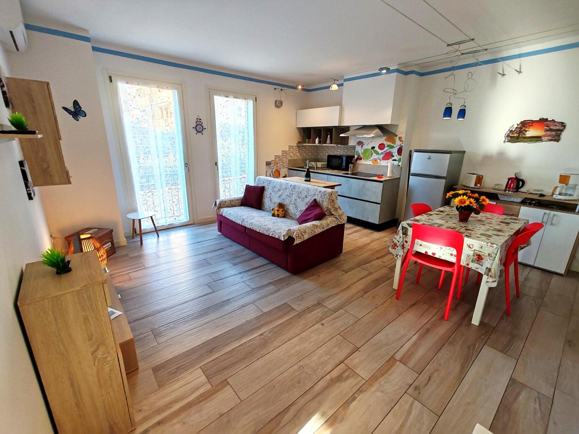 Butterfly Apt In Suna With Garage Verbania Zewnętrze zdjęcie